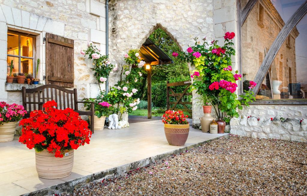 Gites Arches de Muschamp Cussay Buitenkant foto